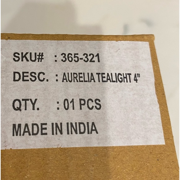 Brand new Crate & Barrel Aurelia 7.5” hurricane and 4” tealight holder set - Picture 7 of 7